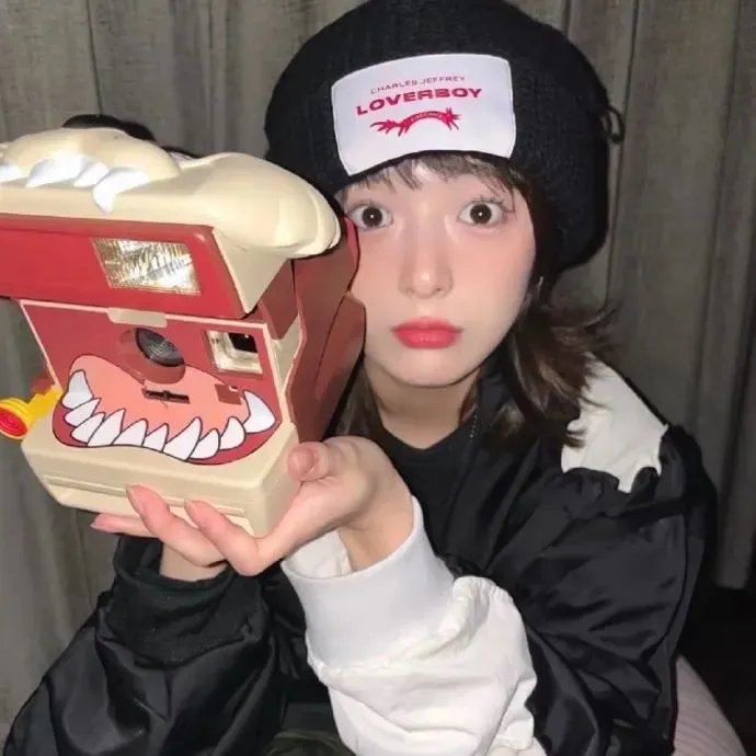 尤莉亚老师的红线